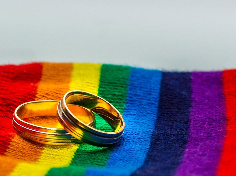 Suiza permitirá el matrimonio homosexual a partir de julio de 2022