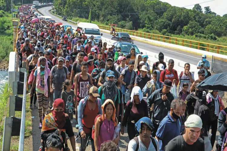 Venezolana fue golpeada y violada en caravana de migrantes que se dirige  a EE.UU.