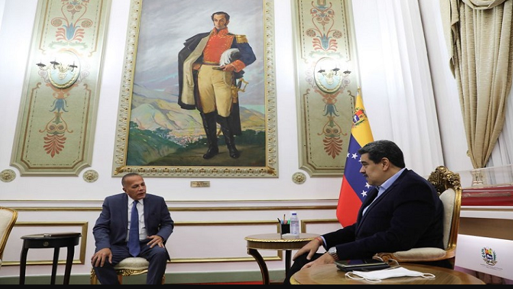Maduro se reúne con gobernadores opositores en Miraflores