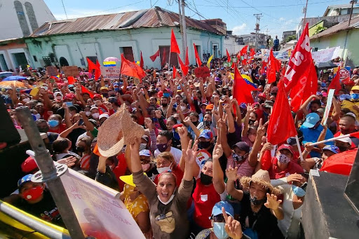 Opositores denuncian «abuso y ventajismo» en campaña electoral del Gobierno para las regionales