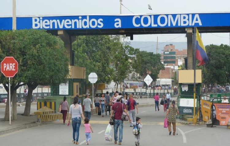 Colombia exigirá carnet de vacunación completa a extranjeros para ingresar a su territorio
