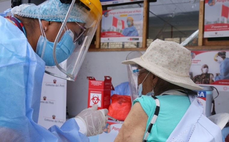 Bolivia registra récord de contagios por COVID-19 con casi 5.000 casos en un día