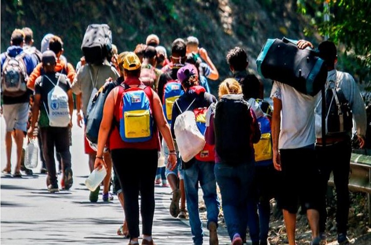 Cifra de migrantes venezolanos en latinoamérica llegará a 8.9 millones en 2022