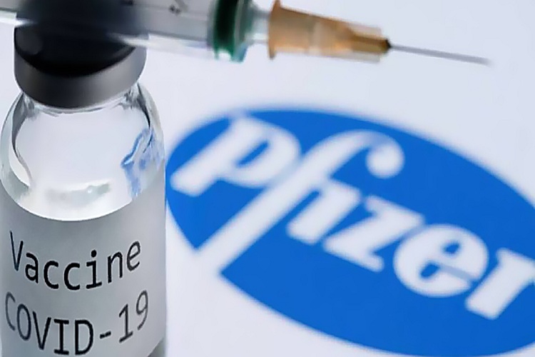 Vacunados con Sinovac y Pfizer tienen mayor riesgo de reinfección con ómicron, segun estudio chino