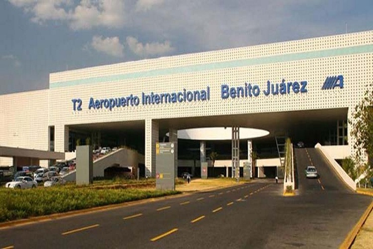 Una venezolana y su hijo de 6 años fueron retenidos por 10 días en un aeropuerto de México