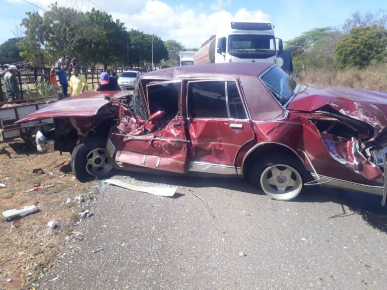 Fueron cinco los muertos en el accidente de tránsito registrado en la Morón-Coro (+Fotos)