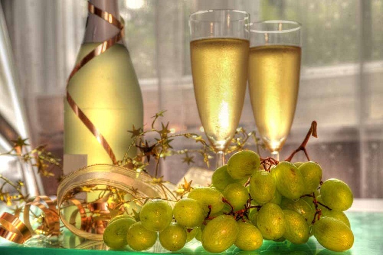 Uvas y lentejas ausentes en los rituales de Fin de Año 2021
