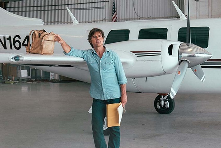 Tom Cruise envía su avión privado a buscar regalo de Navidad para su equipo de Misión Imposible