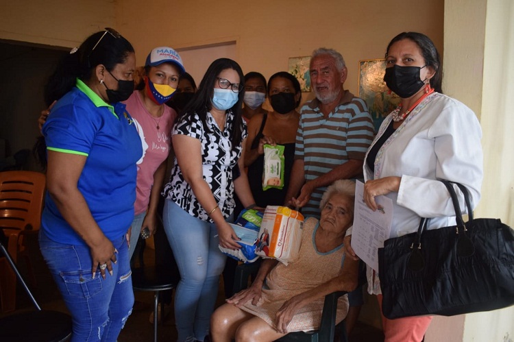 Programa «Y Dios Me Hizo Mujer» se desplegó en Villa Marina y Los Taques