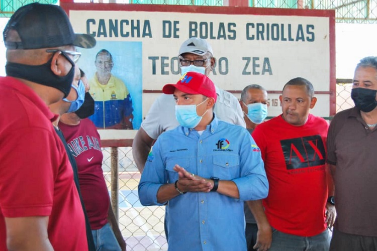 Alcalde Henry Hernández anunció inicio de rehabilitación integral al Poliformativo de Coro