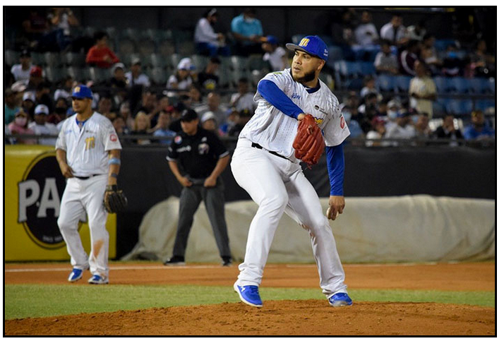 Magallanes gana a Caribes el primero de la final