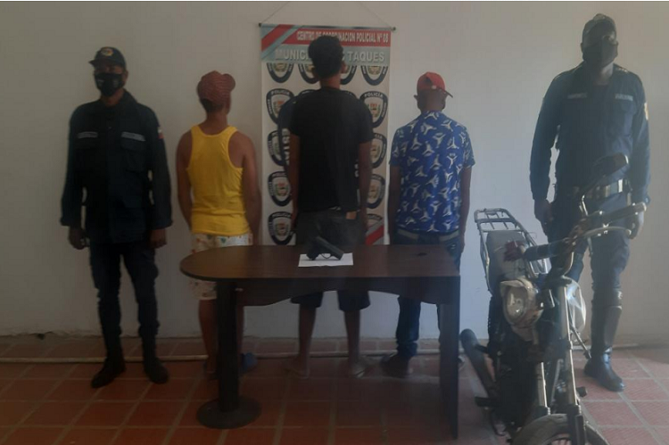 Tres detenidos por robo agravado en Creolandia 