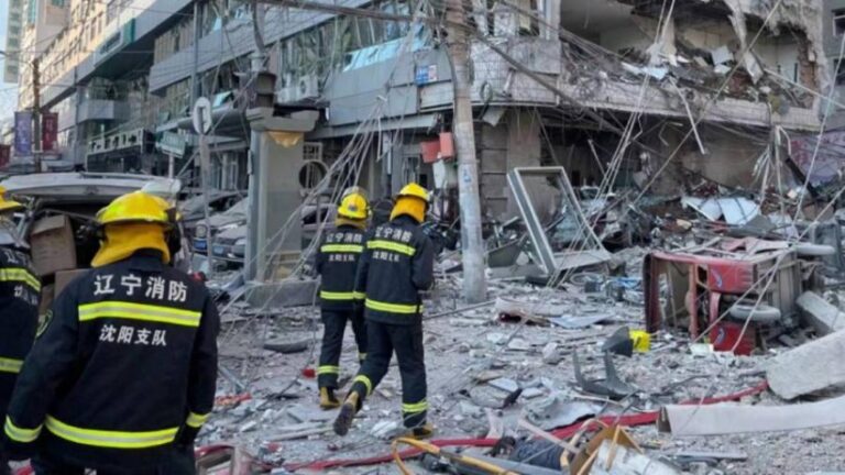 Al menos tres muertos deja explosión en un comedor en China