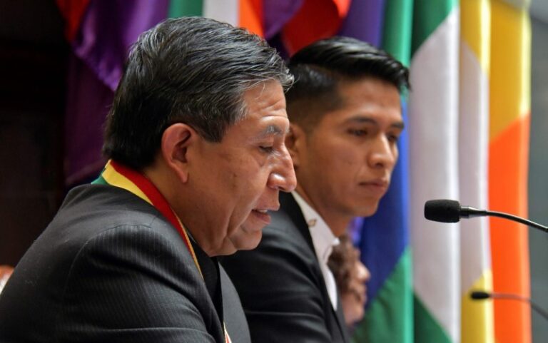 El vicepresidente y seis ministros bolivianos dan positivo para covid-19