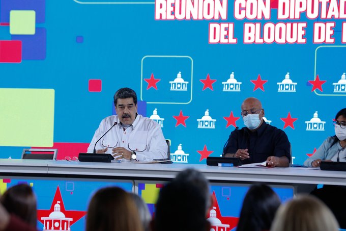 Maduro plantea plan de acción para desarrollo de leyes de la Asamblea Nacional
