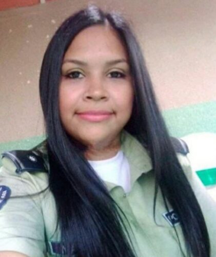 Funcionaria policial recibió un disparo en la cabeza durante emboscada