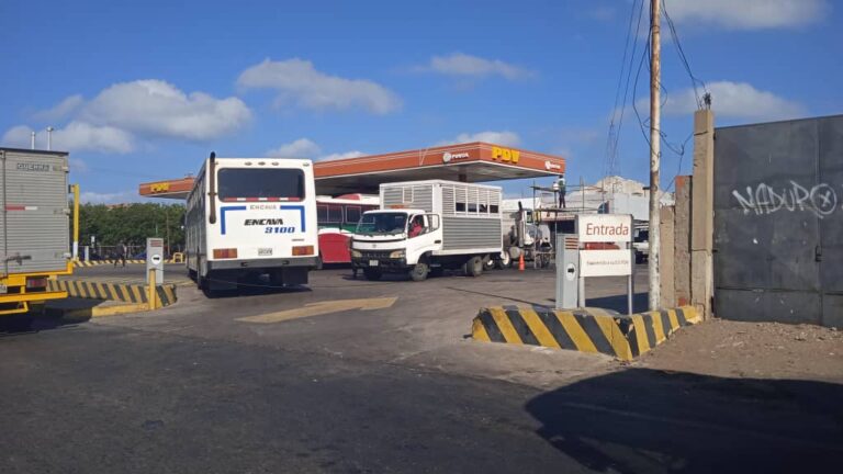 Alcalde del municipio Falcón sugiere ampliar el litraje de combustible para transportistas y pescadores