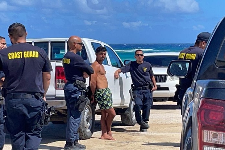 Kitsurfista paraguanero es detenido por ingresar con droga a la isla de Aruba