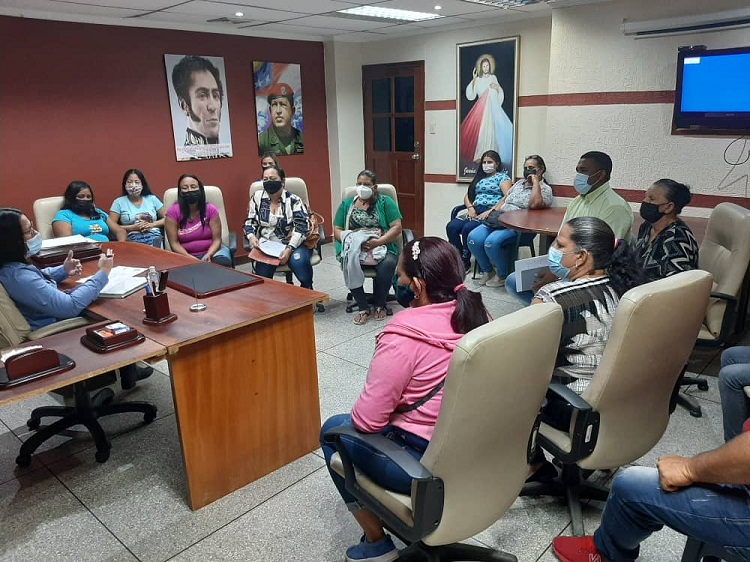 Alcaldesa de Los Taques gestiona soluciones a los problemas del Hoyito