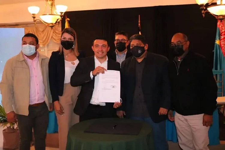 Alcalde Henry Hernández lanzó oficialmente el «Plan Fénix»