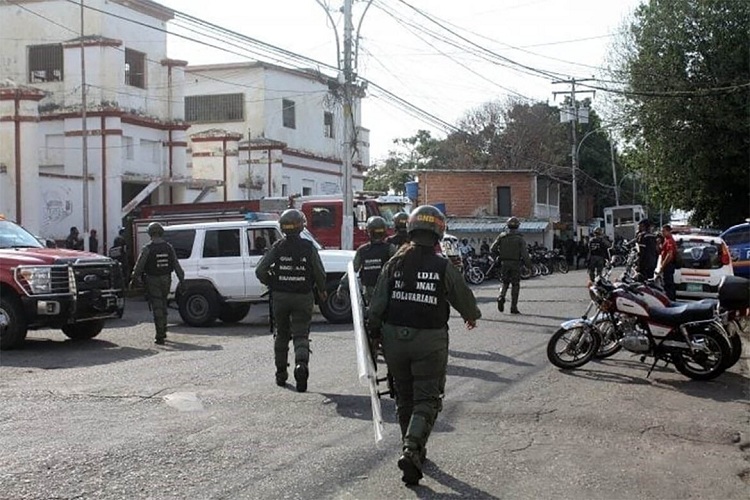 Reportan motín en centro de detención en Aragua
