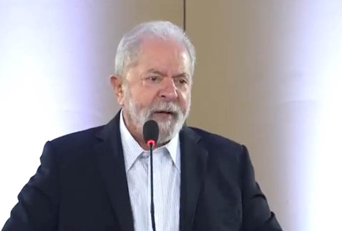 Una coalición hace oficial la candidatura presidencial de Lula da Silva
