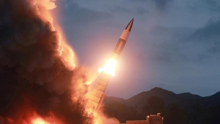 Corea del Norte lanza dos supuestos misiles de crucero hacia el mar de Japón