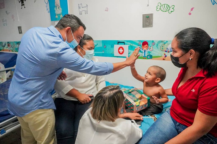 Alcalde Henry Hernández inició plan de intervenciones quirúrgicas para niños