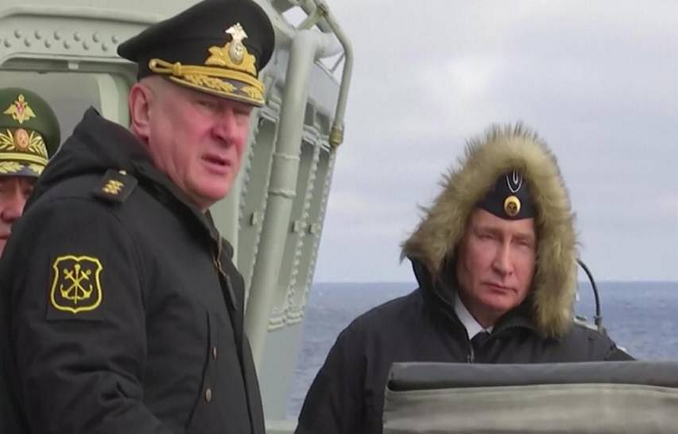 Comienzan maniobras con misiles presididas por Putin