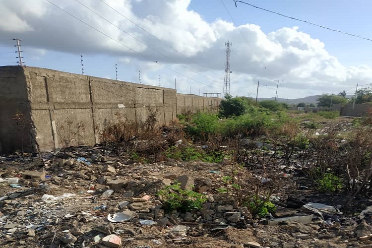 Comunidad de Sabana Larga visibiliza problema de vertedero de basura improvisado