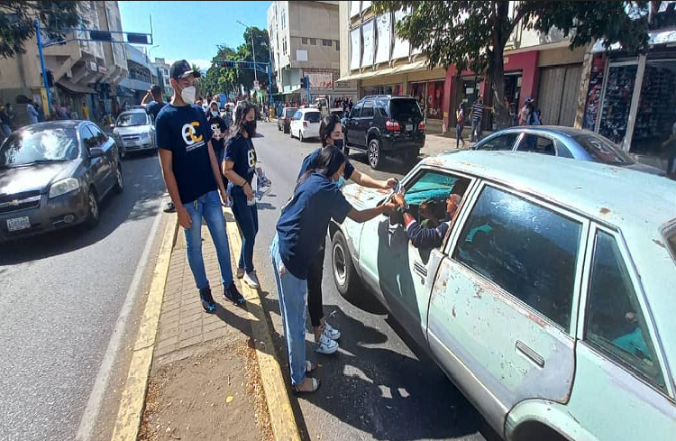 Oposición tomó la avenida Manaure para dar inicio al movimiento Salvemos Venezuela