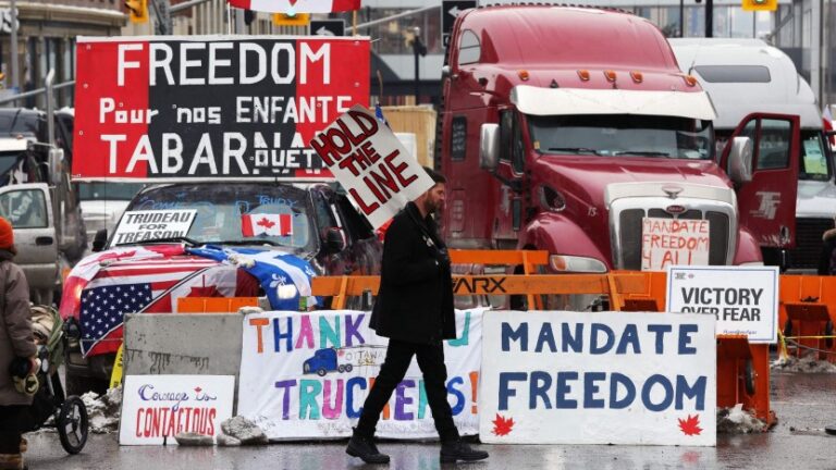 Reabre paso fronterizo clave entre Canadá y EEUU tras bloqueo contra medidas anticovid