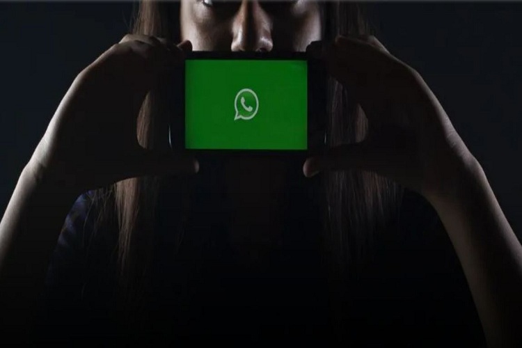¿Cómo activar el modo fantasma de WhatsApp?