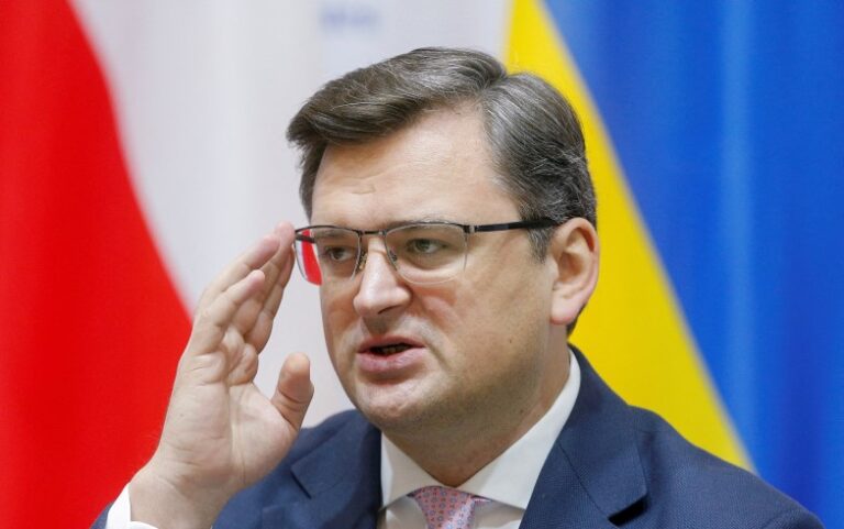 Ucrania pidió a la Unión Europea imponer sanciones urgentes contra Rusia por la escalada militar en la frontera