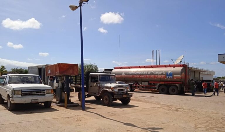 Gobierno de Falcón atiende a productores con suministro de combustible