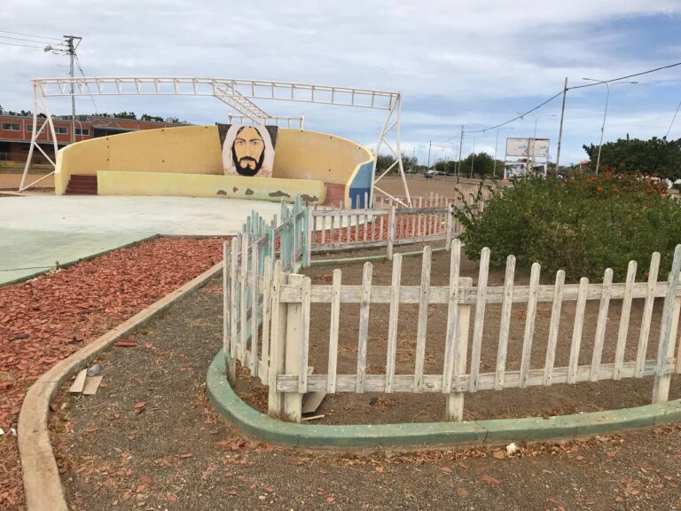 Paseo La Biblia en Coro, abandonado a su suerte