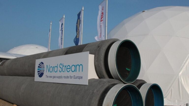 El canciller alemán ordena detener la certificación del gasoducto Nord Stream 2