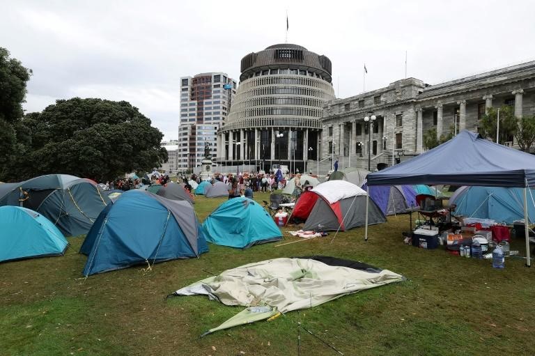 Crecen las protestas contra reglas anticovid en Nueva Zelanda