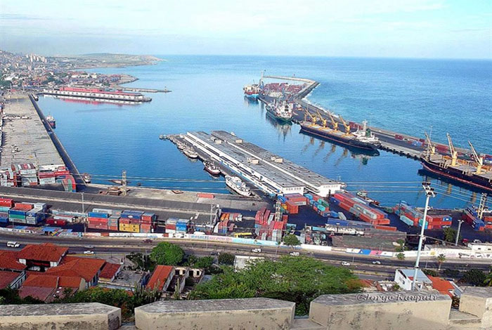 Agentes aduaneros registran repunte del comercio internacional y lamentan que puertos no «estén a la altura» de exigencias