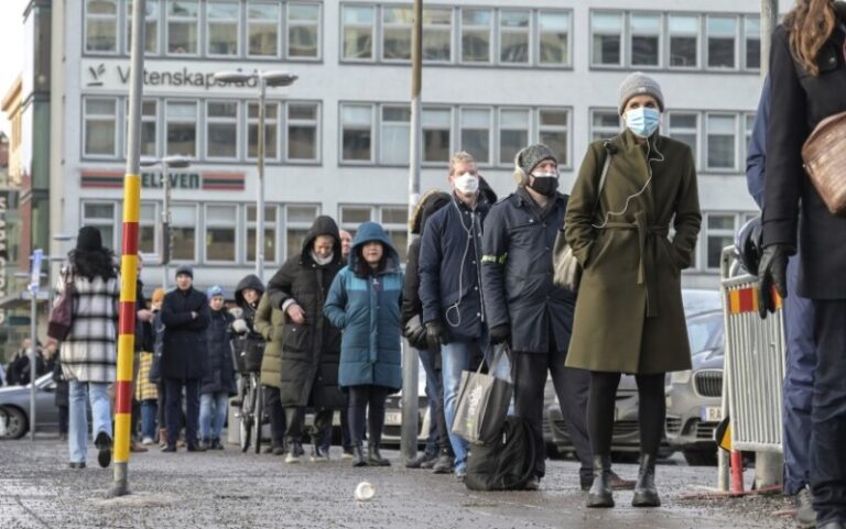 Suecia levanta casi todas las restricciones impuestas debido a la pandemia de coronavirus
