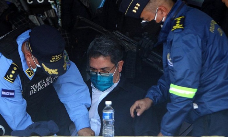 Expresidente de Honduras quedará en prisión preventiva al menos un mes