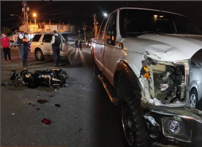 Pareja muere en choque de camioneta y moto en la avenida Libertador de El Tigre