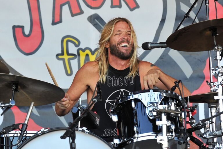 Murió el baterista de Foo Fighters, Taylor Hawkins