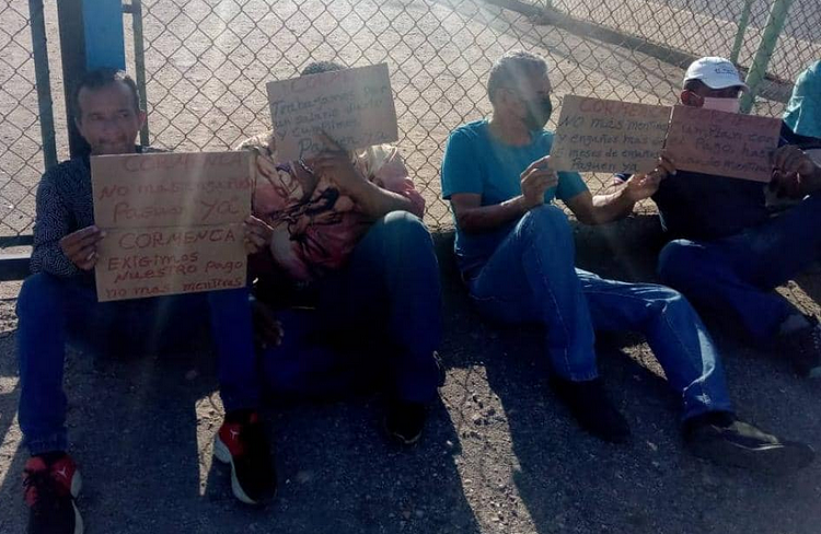 Hasta un año llevan ex trabajadores de ComerCa esperando su pago