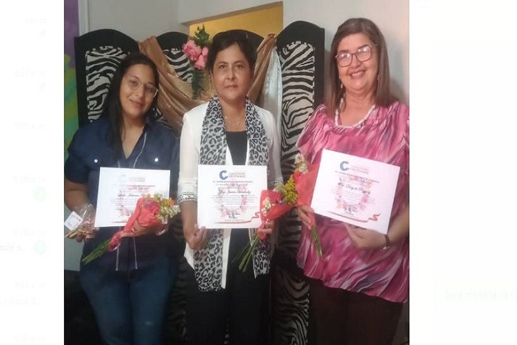 Alianza de Comunicadores Cristianos reconoce a la Mujer en su día