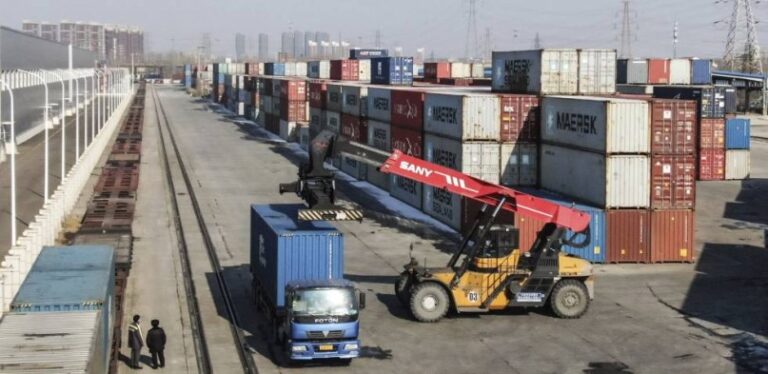 Las exportaciones chinas crecen un 16,3% por el auge en el comercio con Rusia