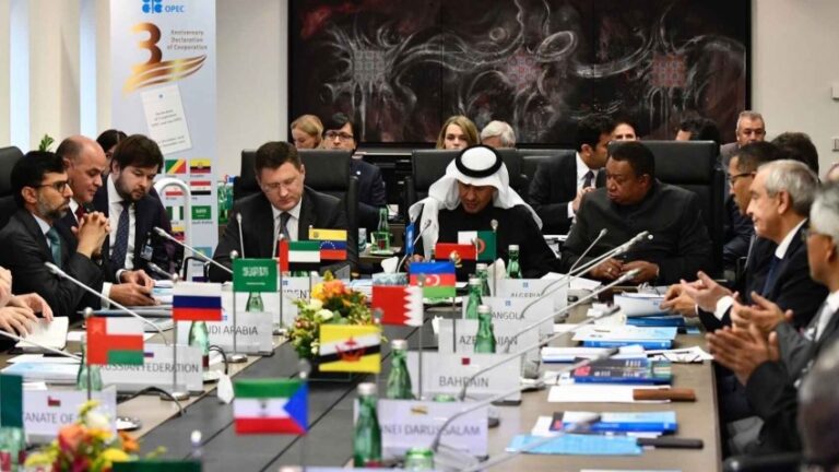 Emiratos Árabes reitera su compromiso con la OPEP+