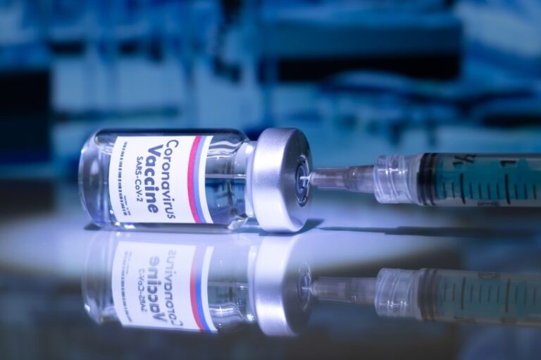 México mantendrá contrato de suministro vacuna rusa Sputnik V