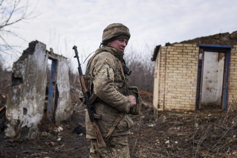 Las bajas militares aumentan vertiginosamente en Ucrania