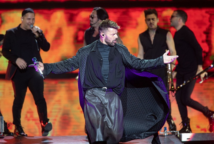 A última hora cancelan concierto de Ricky Martin en México